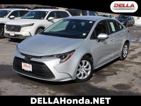 Used 2023 Toyota Corolla LE image 1