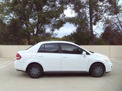 Used 2008 Nissan Versa 1.8 S w/ PWR Pkg FWD image 21
