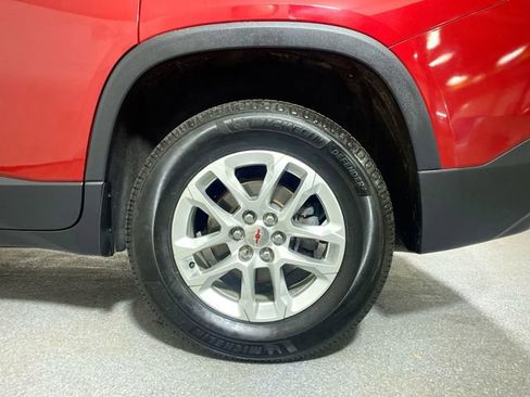 Used 2019 Chevrolet Traverse LT image 5