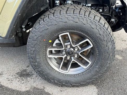 New 2026 Jeep Gladiator Mojave image 11