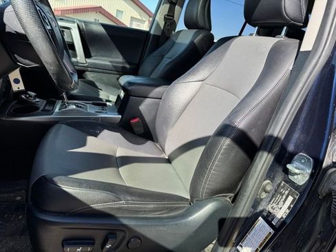 Used 2018 Toyota 4Runner SR5 Premium AWD/4WD image 5