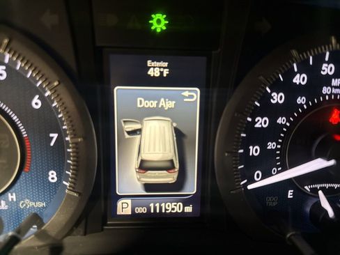 Used 2017 Toyota Sienna XLE Premium FWD image 14