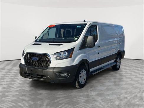 Used 2024 Ford Transit 250 Low Roof w/ Exterior Upgrade Package image 3