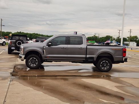 Used 2024 Ford F250 Lariat w/ Lariat Ultimate Package AWD/4WD image 4