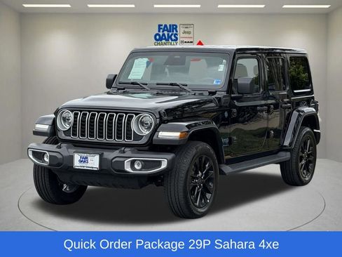 Certified 2025 Jeep Wrangler Unlimited Sahara AWD/4WD image 3