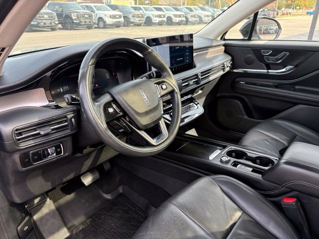Used 2024 Lincoln Corsair Reserve w/ Equipment Group 201A AWD/4WD image 21