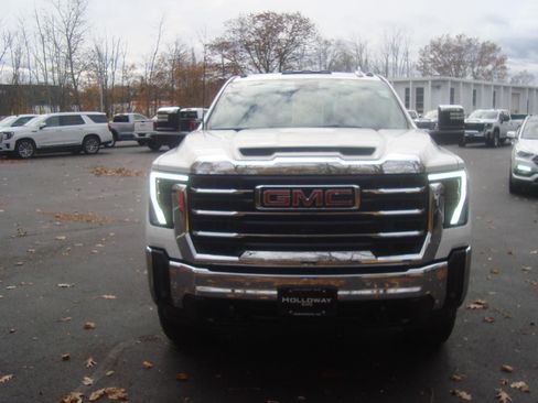 New 2026 GMC Sierra 2500 SLT w/ SLT Premium Package image 2