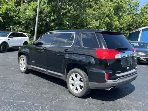 Used 2017 GMC Terrain SLE FWD image 3