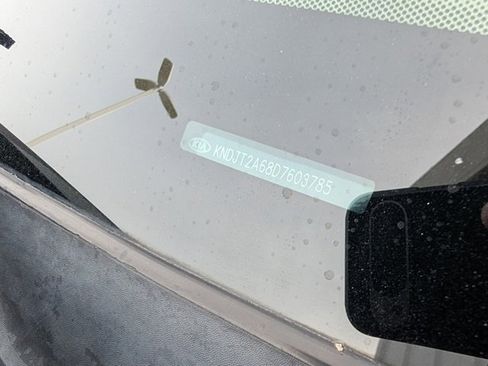 Used 2013 Kia Soul ! w/ Premium Pkg image 34