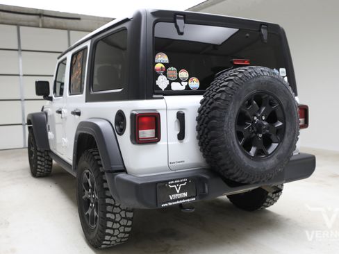 Used 2023 Jeep Wrangler Unlimited Sport AWD/4WD image 2