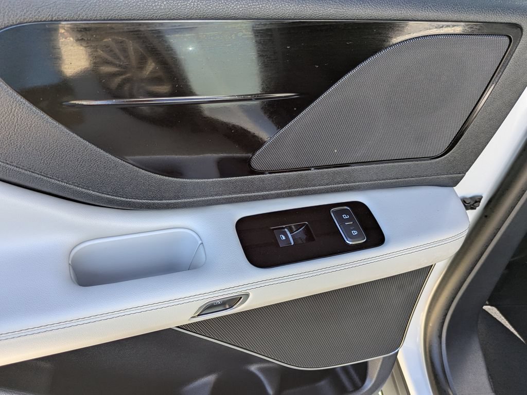 Used 2026 Lincoln Aviator 2WD image 8