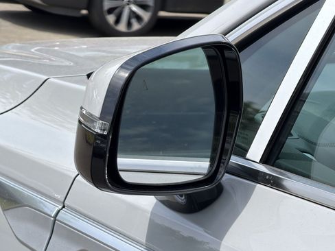New 2026 Kia Sorento S FWD image 14