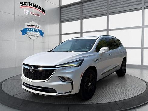 Used 2023 Buick Enclave Essence w/ Experience Buick Package AWD/4WD image 8