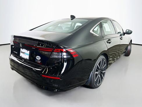 New 2026 Honda Accord Touring image 7