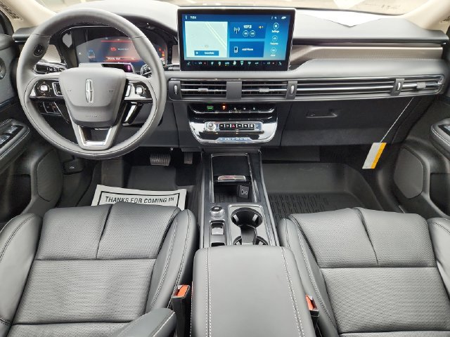 New 2025 Lincoln Corsair Reserve w/ Equipment Group 202A AWD/4WD image 10