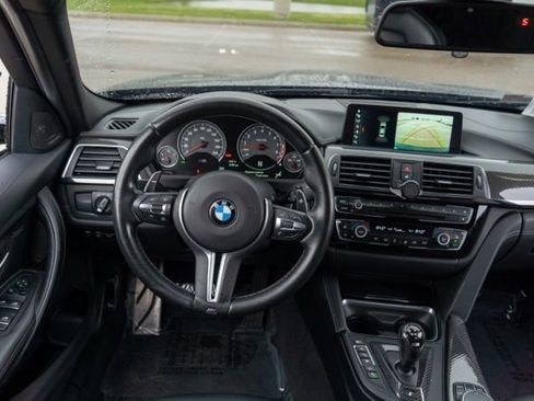 Used 2018 BMW M3 RWD image 13