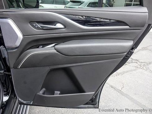 Used 2024 Cadillac Escalade V w/ LPO, ONYX Package image 27