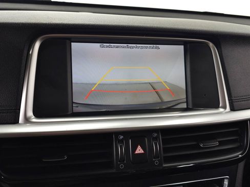 Used 2020 Kia Optima LX FWD image 23