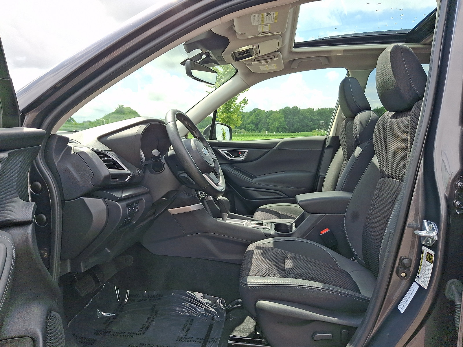 Certified 2023 Subaru Forester Premium AWD/4WD image 14