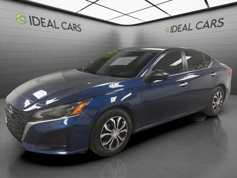 Used 2024 Nissan Altima 2.5 S FWD image 1