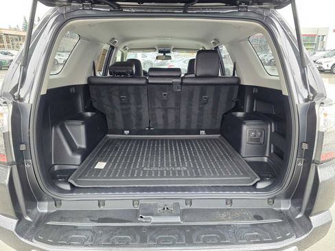 Certified 2018 Toyota 4Runner TRD Off-Road Premium image 18