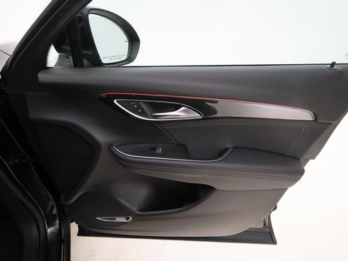 Certified 2025 Buick Envision Preferred image 25