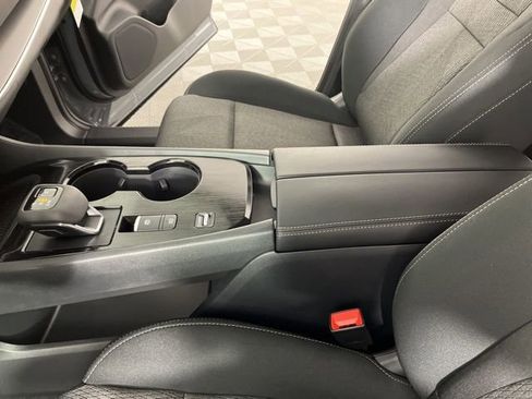 New 2026 Nissan Rogue SV image 27