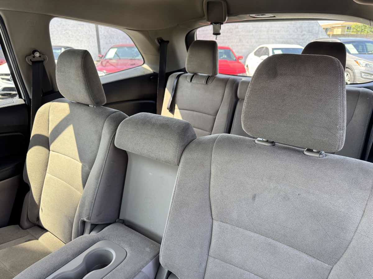 Used 2019 Honda Pilot LX image 32