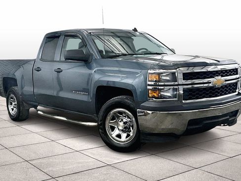 Used 2014 Chevrolet Silverado 1500 W/T w/ Trailering Package image 3