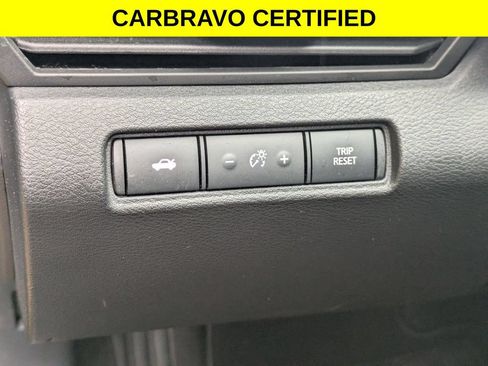 Used 2025 Nissan Altima 2.5 S FWD image 12