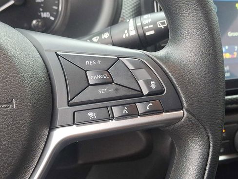 Used 2023 Nissan Kicks SV image 21