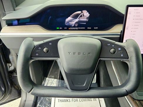 Used 2022 Tesla Model X image 13