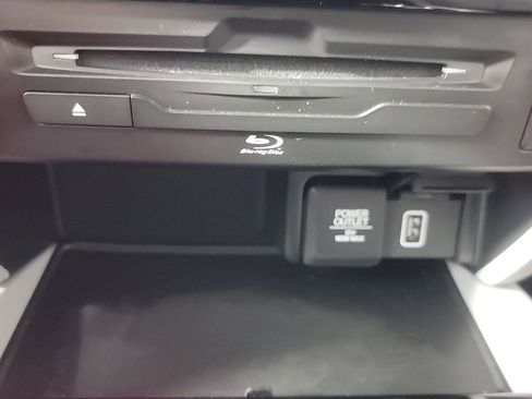 Used 2020 Honda Pilot Touring image 34