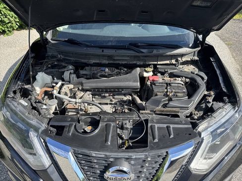 Used 2017 Nissan Rogue S AWD/4WD image 21