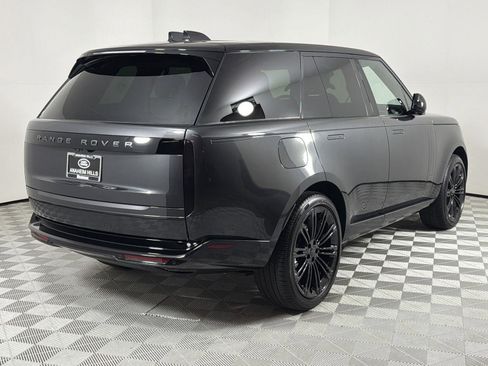 New 2026 Land Rover Range Rover SE image 5