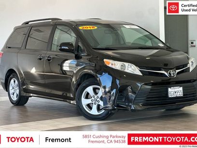 Certified 2018 Toyota Sienna LE