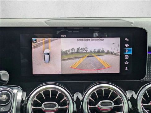 Used 2020 Mercedes-Benz GLB 250 image 15