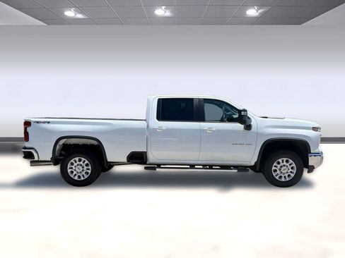Certified 2025 Chevrolet Silverado 3500 LT w/ Safety Package AWD/4WD image 7