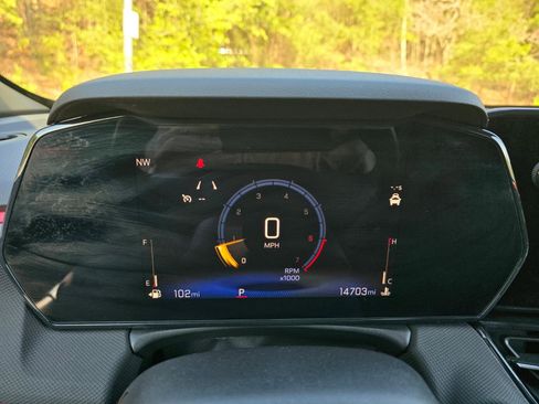 Used 2024 Chevrolet TrailBlazer RS w/ Driver Confidence Package image 17