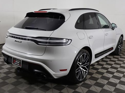 Used 2023 Porsche Macan S AWD/4WD image 12