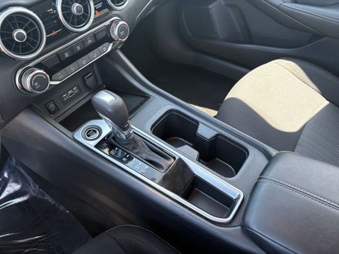Used 2025 Nissan Sentra SV image 39