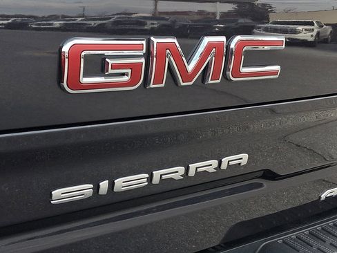 Used 2023 GMC Sierra 1500 AT4 w/ Technology Package image 34