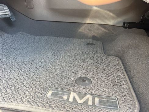 Used 2025 GMC Sierra 3500 Denali w/ Denali Reserve Package image 20