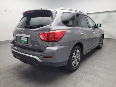 Used 2019 Nissan Pathfinder SV image 9