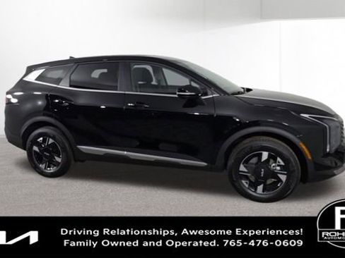 New 2026 Kia Sportage LX image 2