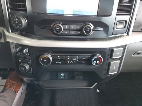 Used 2023 Ford F150 XLT w/ Trailer Tow Package image 58