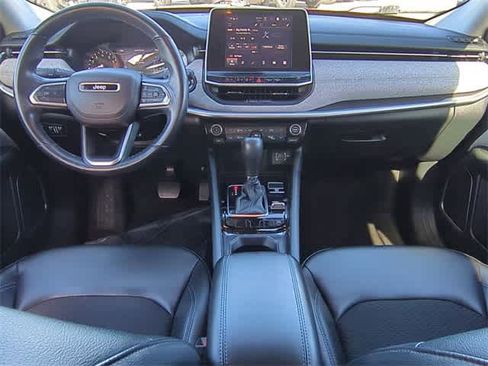 Used 2022 Jeep Compass Latitude w/ Convenience Group image 16