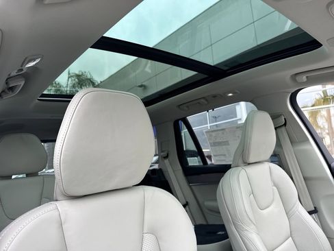 New 2026 Volvo XC90 T8 Ultra w/ Protection Package Premier image 17