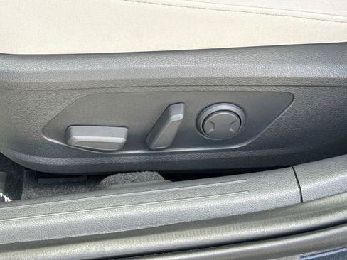 Certified 2025 Hyundai Sonata SEL AWD/4WD image 17