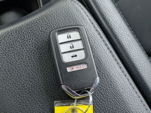 Used 2020 Honda Civic Sport image 29